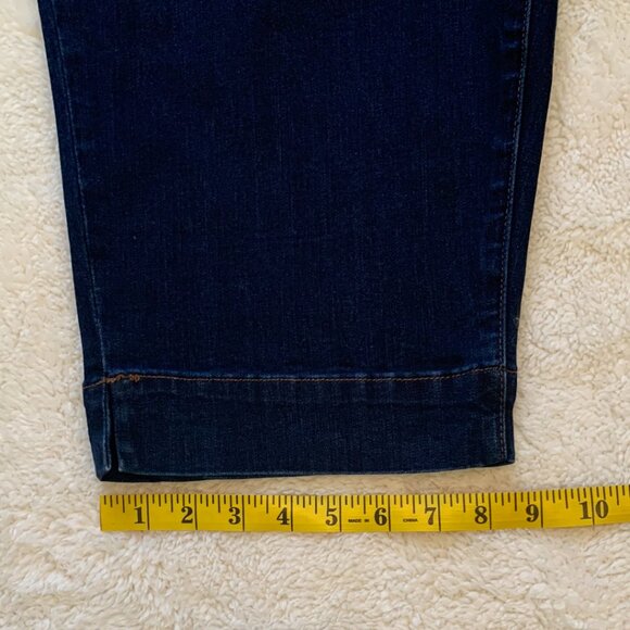 Tribal Jeans Womens 18 Audrey Mid Rise Pull On Slim Capri Blue Denim NWT - Picture 7 of 7